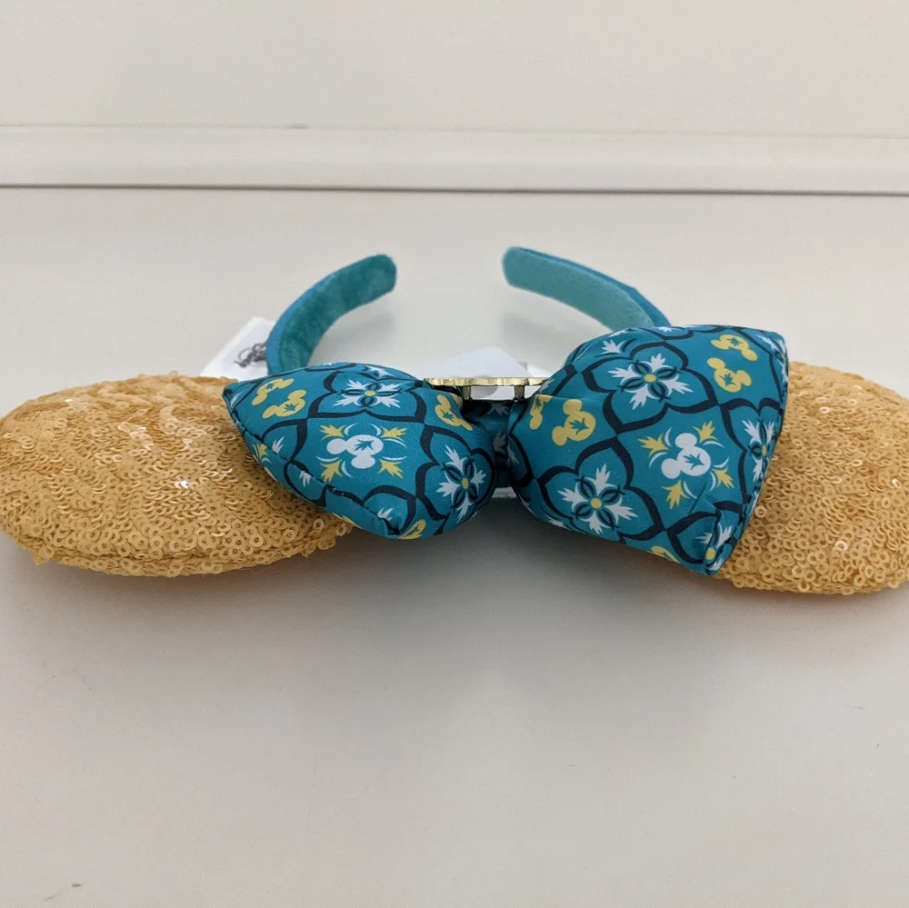 Last One!! NWT! Disney Parks Salut Limencello Lemon Minnie Ears Epcot Italy - Picture 12 of 12